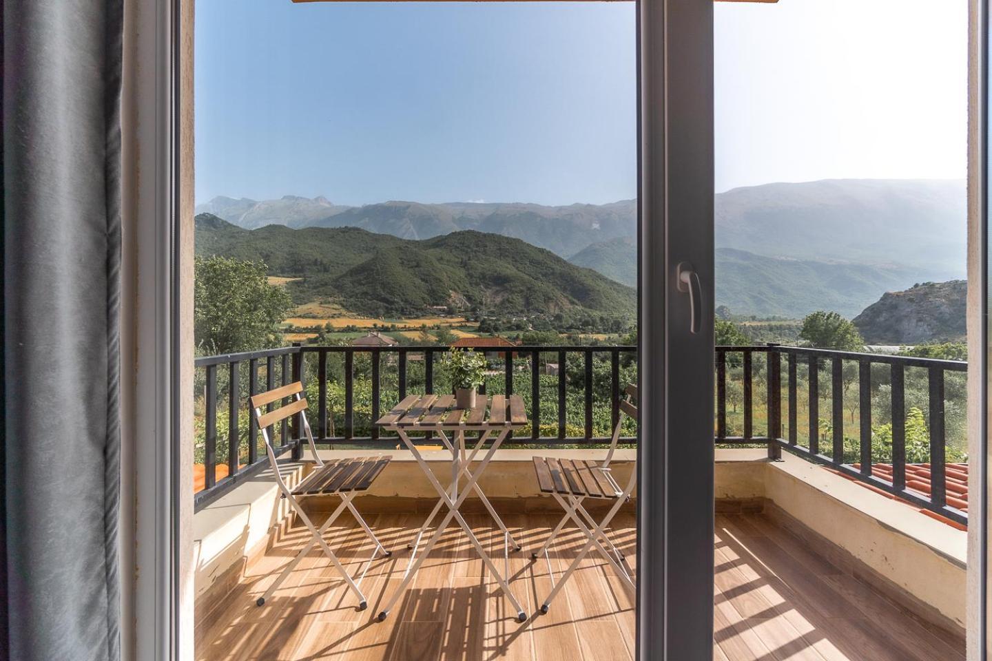 Villa Bujtina Lumo & Pool Përmet Esterno foto